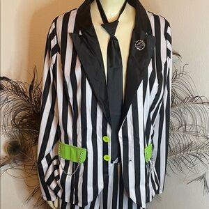 Spirit beetlejuice female costume xL White Striped Blazer & pant